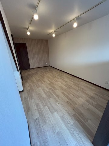 鷹取戸建の寝室