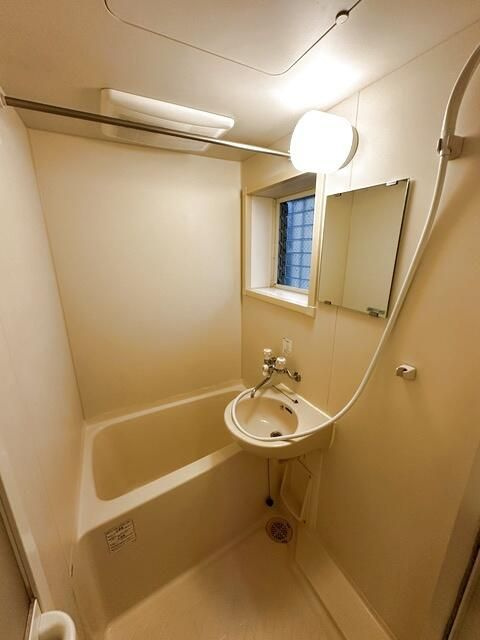 田無フォーエイトの浴室