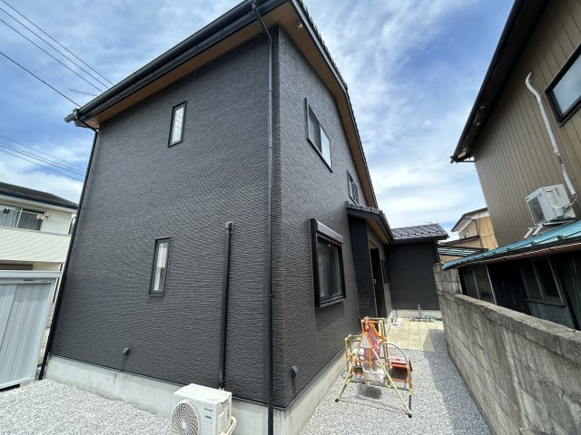 【中古戸建】伊勢崎市平和町の外観|■現地写真
気になることがありましたらご気軽にお問い合わせください♪