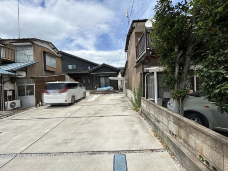 【中古戸建】伊勢崎市平和町の駐車場|■現地写真となります。
