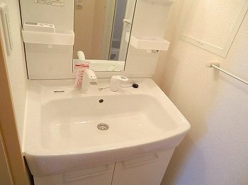 【洗面所】 | グラースアンジュＥ | 忙しい朝には欠かせない洗面所です