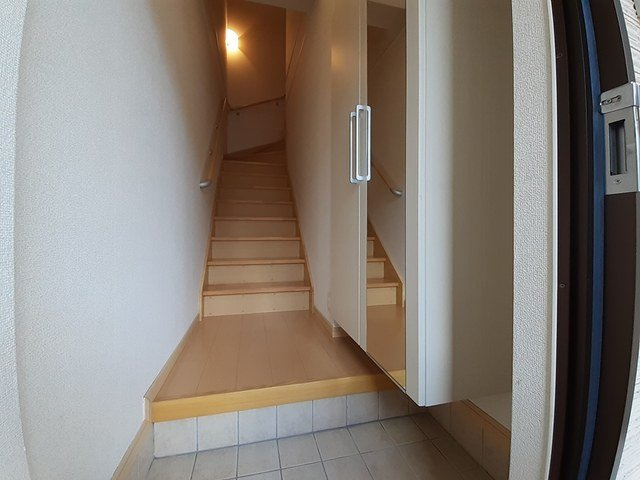 ルミナスの玄関
