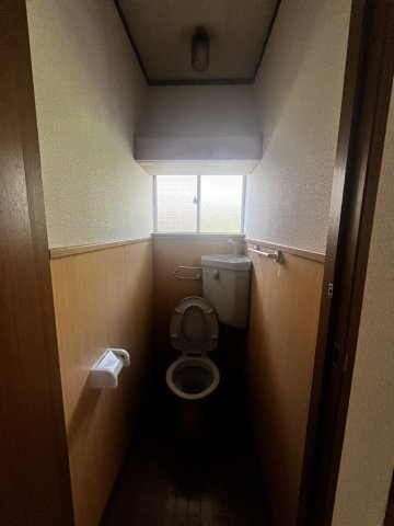 熊本市北区池田3丁目　緒方アパートのトイレ