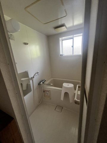 熊本市北区池田3丁目　緒方アパートの浴室