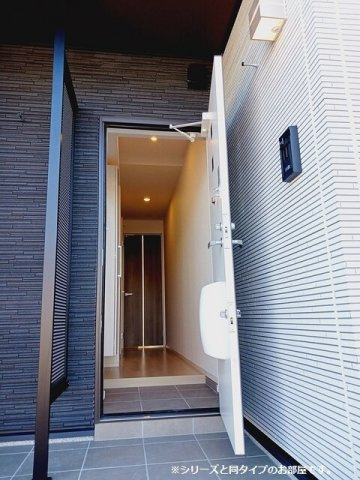 カルムコリーヌの玄関