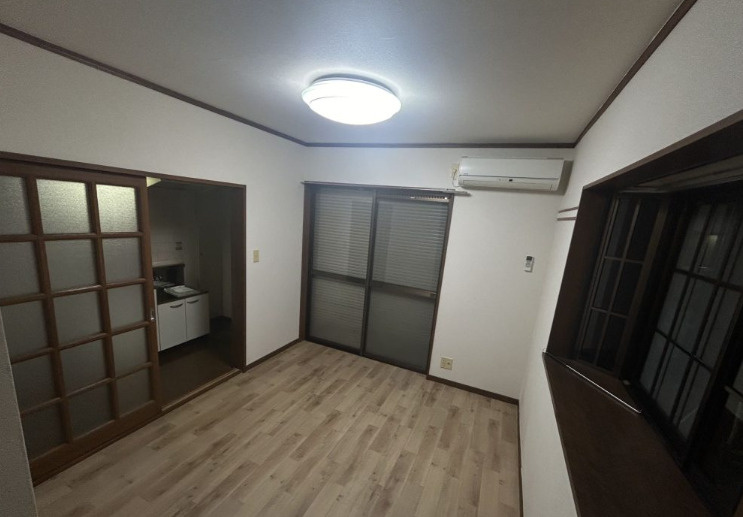 市川市湊　一棟売アパート　行徳駅徒歩約７分の洋室