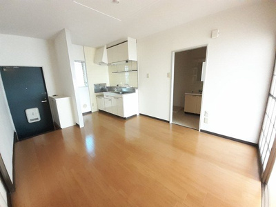 【居間・リビング】 | ブルースカイ今宿