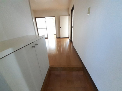 【玄関】 | ブルースカイ今宿