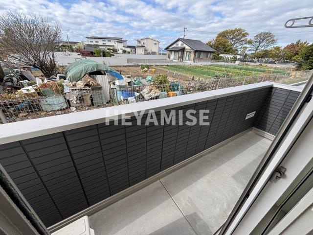 ライク・ア・パラソルのバルコニー|別のお部屋の写真の反対タイプです。