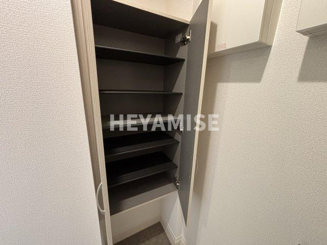 ライク・ア・パラソルのその他|別のお部屋の写真の反対タイプです。