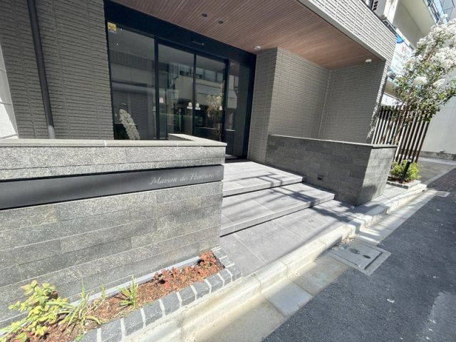 メゾン・ド・パンテュールのエントランス|★エントランス★
