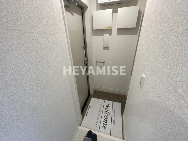 ガーランドの玄関