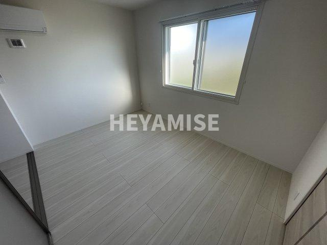 ガーランドの内装