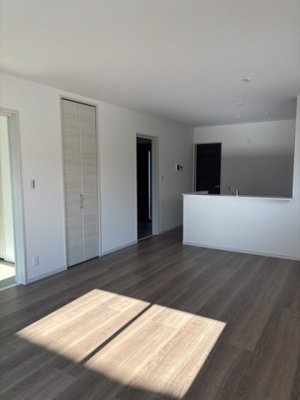 【居間・リビング】 | リーブルガーデン平群町三里４期 | リビングダイニング