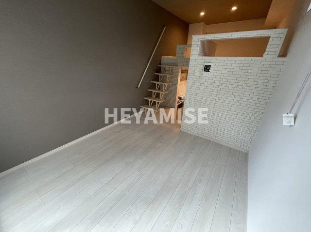 modern palazzo 諫早BRILLERの居間・リビング|※室内画像は別号室のもの