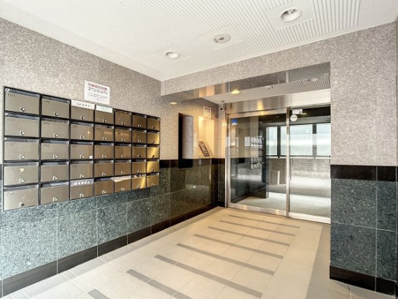 ルーブル東高円寺のロビー