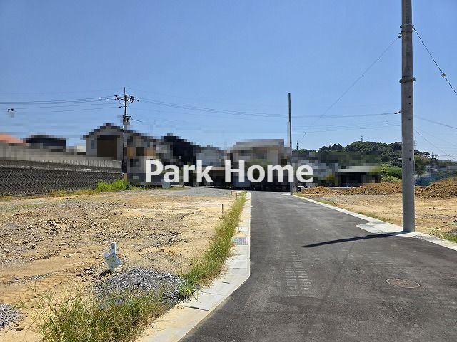 高知市福井町・E号地-建築条件付き-売土地の前面道路含む現地写真|2024.8月：現況