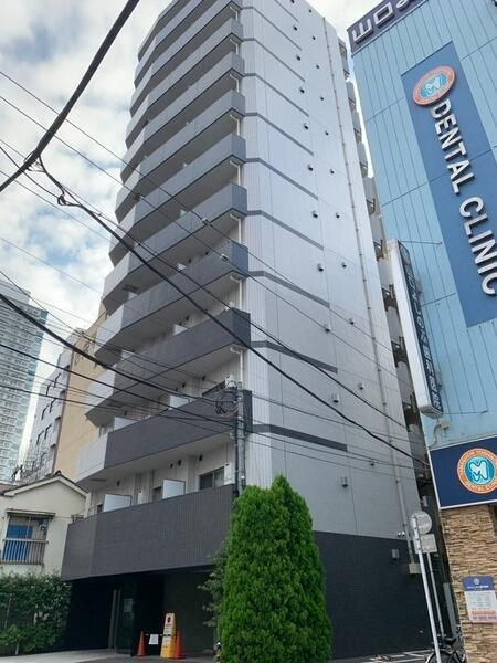 Ｒｉｓｉｎｇ　ｐｌａｃｅ浅草四番館の外観