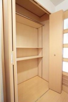 【収納】 | コンチェルト杉並 | クローゼット完備。