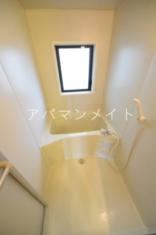 【浴室】 | ライフピュア | 窓あります