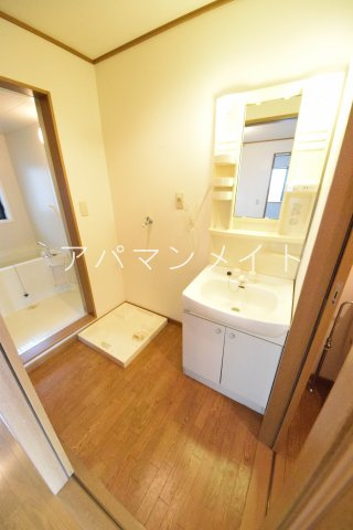 【設備】 | ライフピュア | 室内洗濯機置場