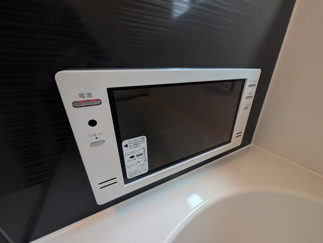 【設備】 | フォーセール吉岡町第1漆原ー① | 浴室には16インチのTVが標準装備♪