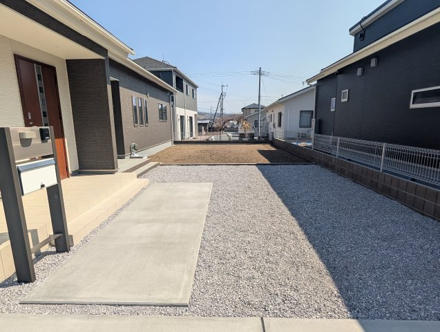 【外観パース】 | フォーセール吉岡町第1漆原ー① | （完成予想図）
人気の平屋住宅登場です！太陽光パネル設置物件！