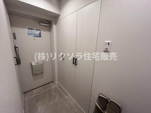 香里グランドコーポの収納|玄関収納　シューズボックス
■物件内覧・資金計画相談・住宅ローン相談、リフォーム相談、お問合せ受付中■
※当日・翌日のご内覧、ご相談はお電話でのお問合せがスムーズです！