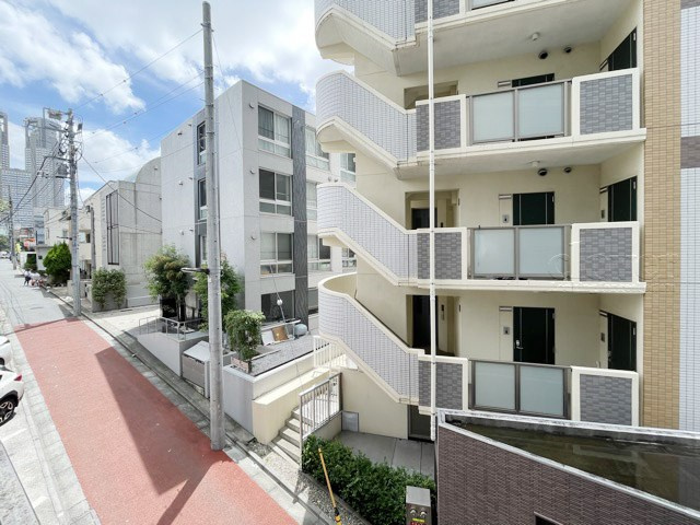 【展望】 | 新宿ニューハウジング | バルコニーからの景色です～即日のご見学可能～　お問合せはお気軽にどうぞ。