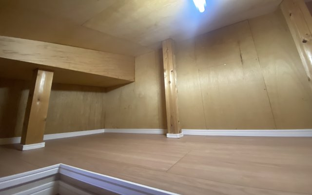 中古戸建　西区境之谷の収納|季節ものの収納に有ると便利な屋根裏収納♪