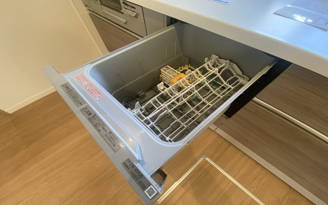 中古戸建　西区境之谷のキッチン|食洗機付きだから後片付けもラクラク♪