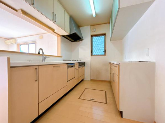 売中古戸建　中央区鶴見町のキッチン