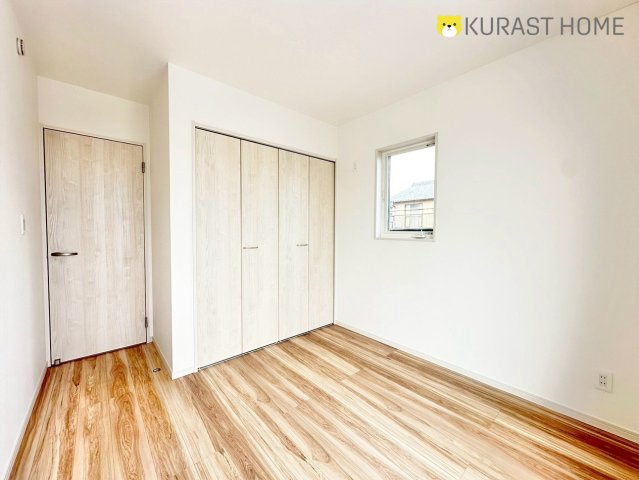 京都市伏見区久我本町　新築戸建の洋室