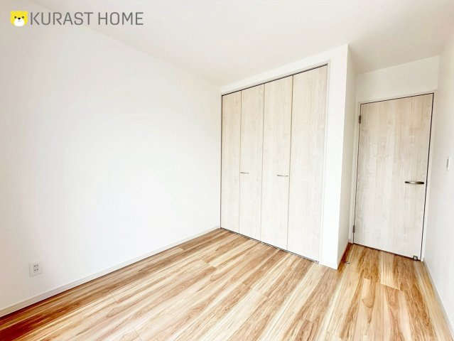 京都市伏見区久我本町　新築戸建の洋室