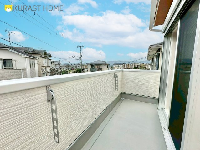 京都市伏見区久我本町　新築戸建のバルコニー|西面バルコニー