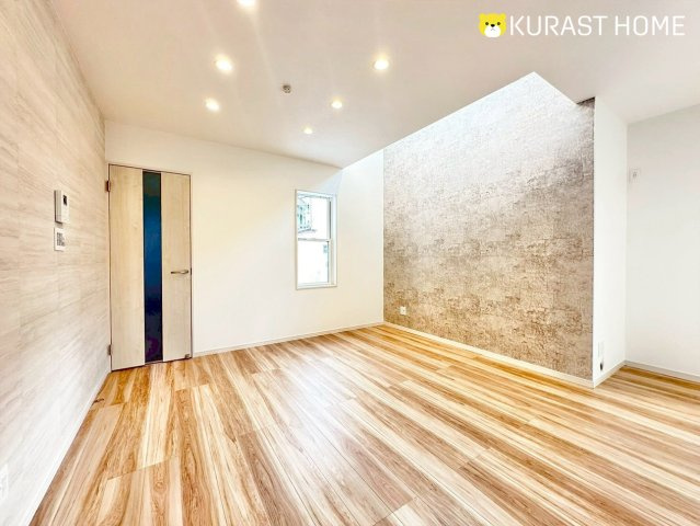 京都市伏見区久我本町　新築戸建の居間・リビング