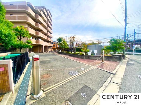 【その他】 | ディオフェルティ白鷺 | 毎日のお散歩も快適な緑に恵まれたエリアで、自然に包まれた穏やかな暮らしを実現するための、ゆとりある住環境が整っています。緑の潤いを感じながらホッと生活できそう。