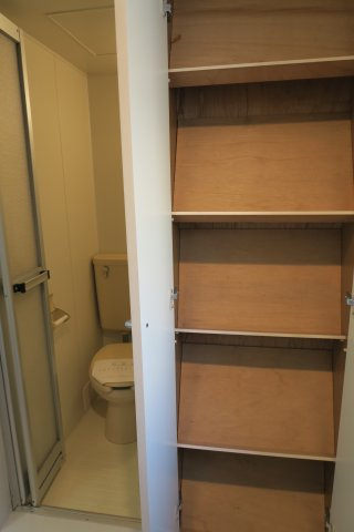 レオパレス ブルースカイの収納|※別号室参考写真