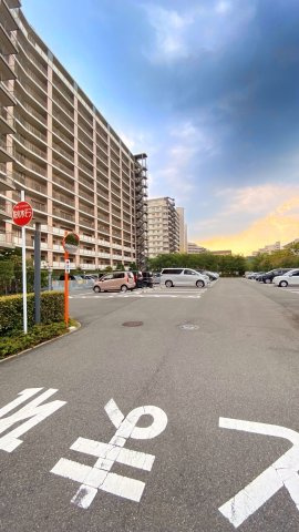 西宮マリナパークシティ・桜のまち４番館の駐車場|駐車場