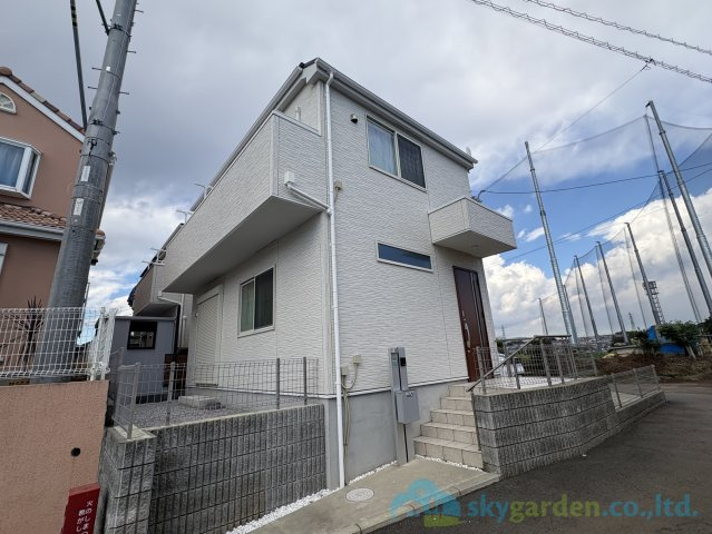 平塚市岡崎　中古戸建の外観