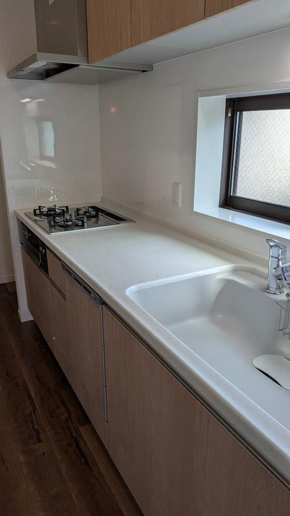 杉並区松庵1丁目　中古戸建のキッチン|現地写真

ご内見希望・資料請求などお気軽にお問い合わせ下さい！
03-5990-5201