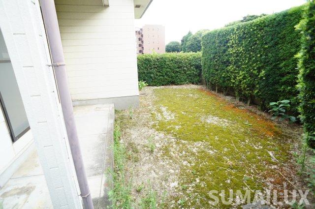 南サンシャインⅠの庭