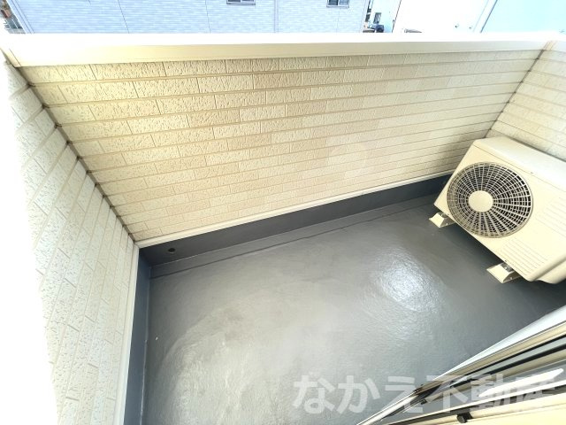 【バルコニー】 | 外からの目が気にならないバルコニーで洗濯物が干せます