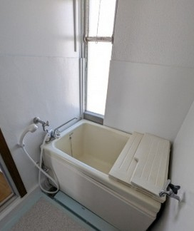 【浴室】 | 三島市長伏 売一棟マンション ES05749 | 三島市長伏　浴室一例