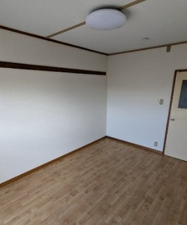 【洋室】 | 三島市長伏 売一棟マンション ES05749 | 三島市長伏　洋室一例