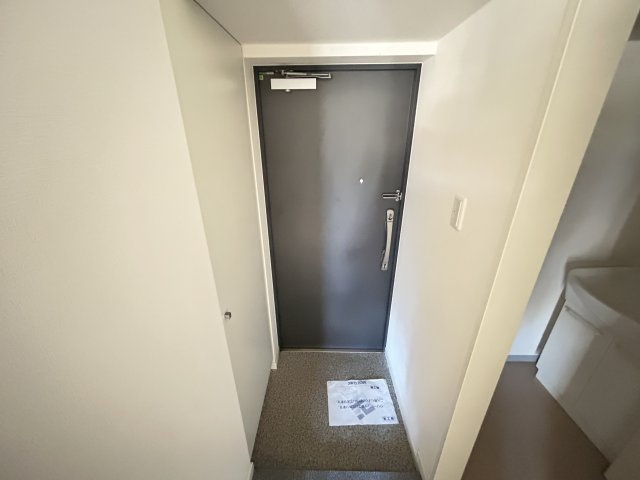 ルートホワイトⅢの玄関