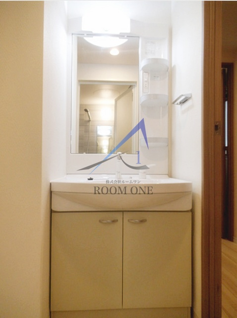 ライジングプレイス西浅草の洗面所|洗面台です。