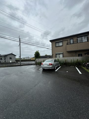 ロジュマン フルールの駐車場