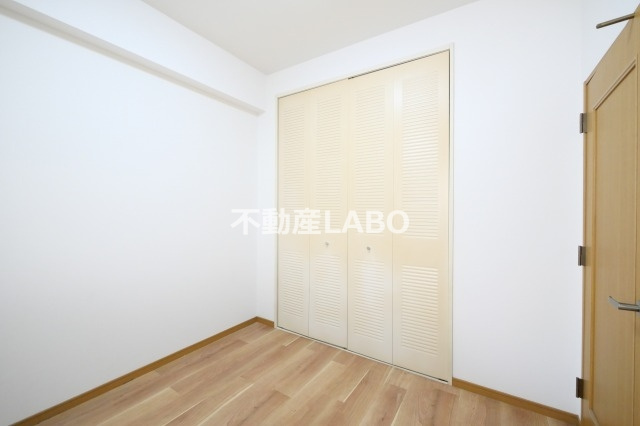 サウスサイドなにわ筋の洋室