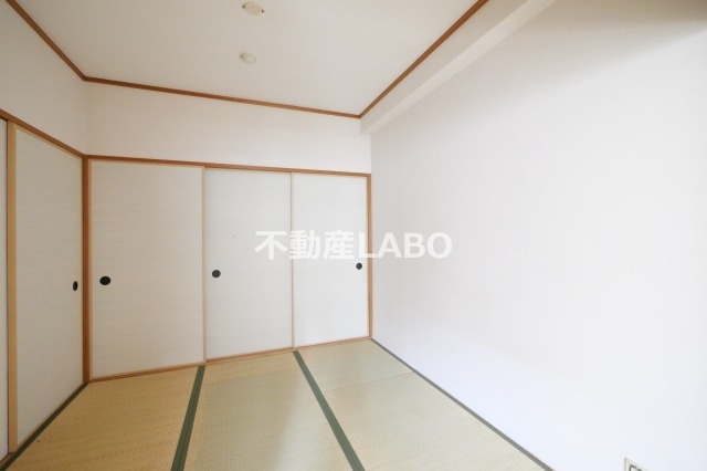 サウスサイドなにわ筋の和室